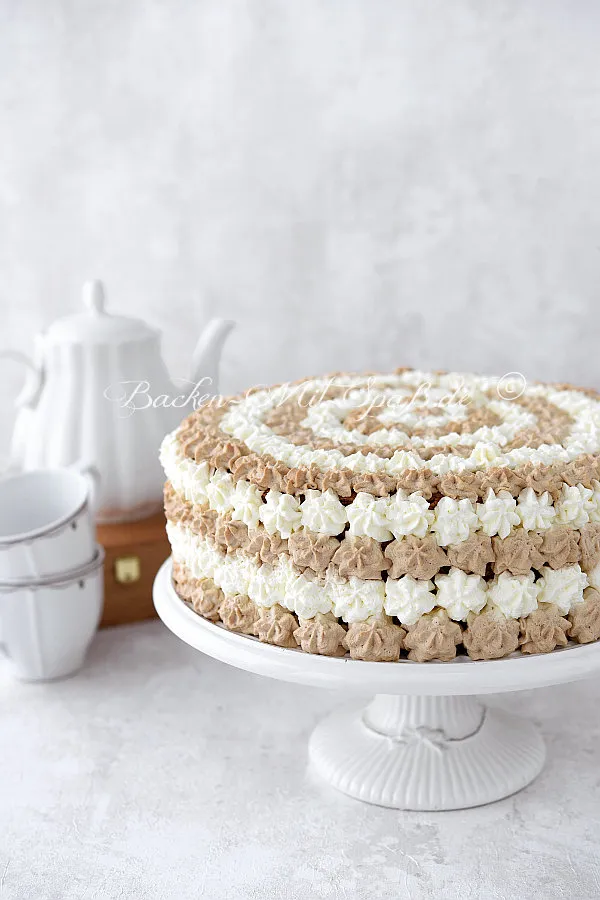 Kaffee- Mascarpone- Torte