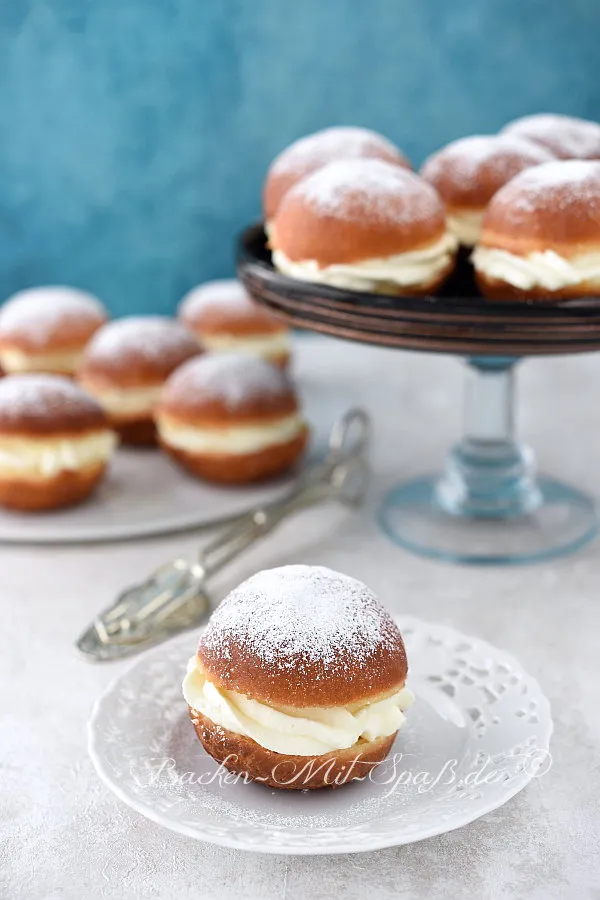 Krapfen mit Sahnefüllung