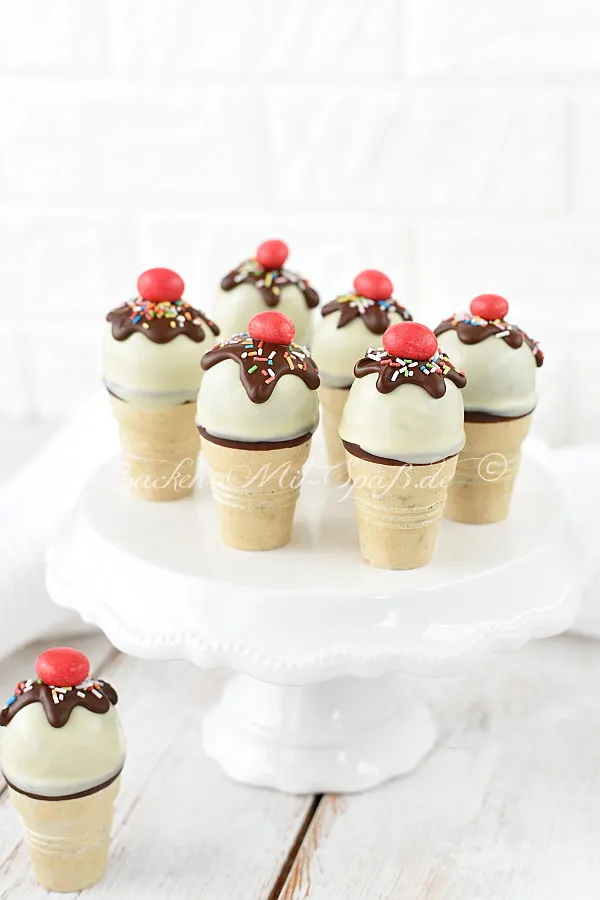 Eiswaffel-Cake Pops