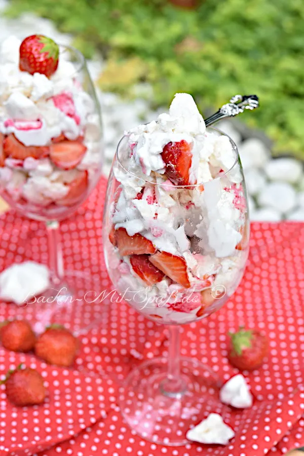 Eton Mess (vegan)