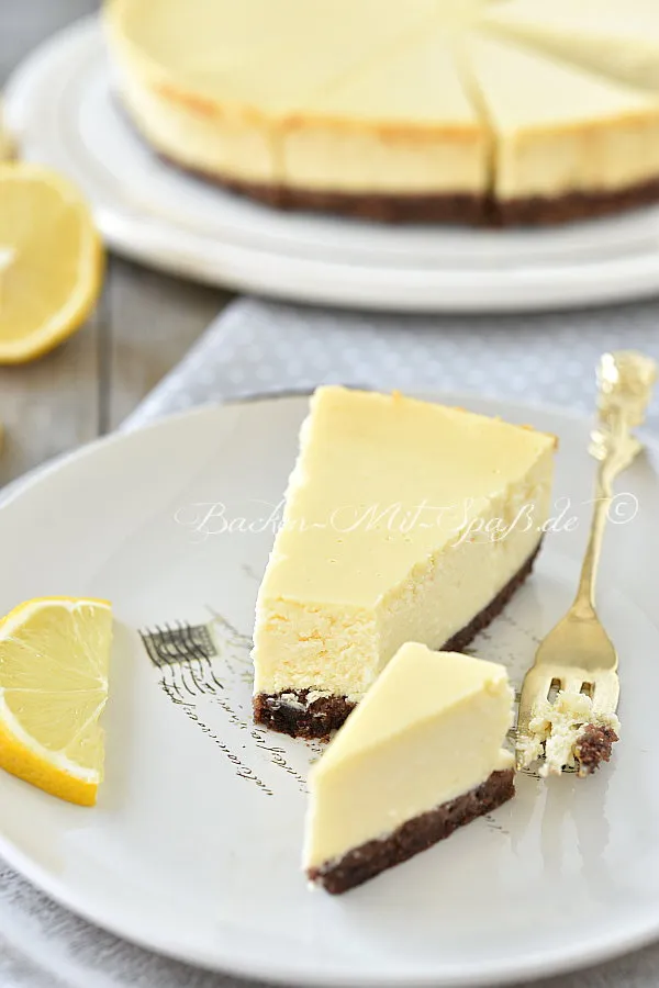 Zitronen-Käsekuchen mit gezuckerter Kondensmilch