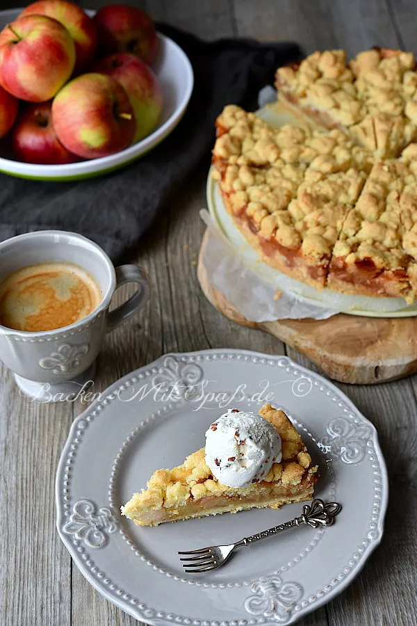 Apfelkuchen mit Streuseln (ohne Ei)