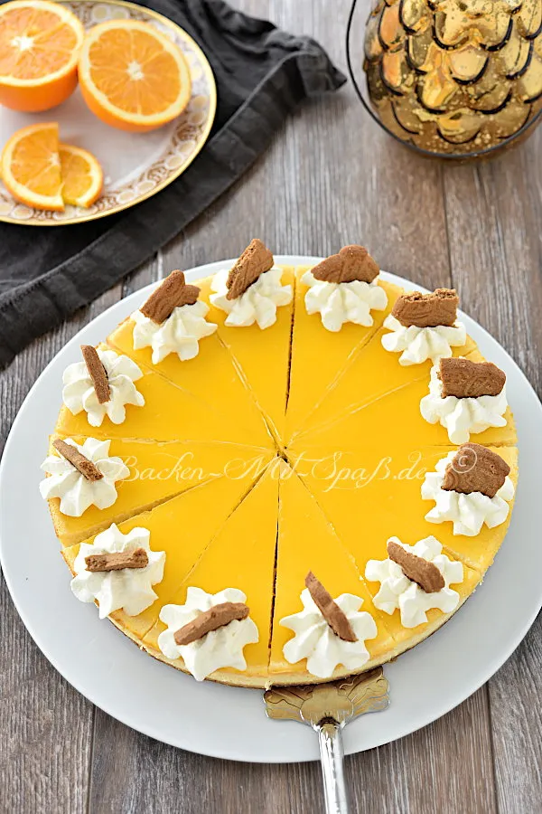 Orangen-Käsekuchen mit gezuckerter Kondensmilch