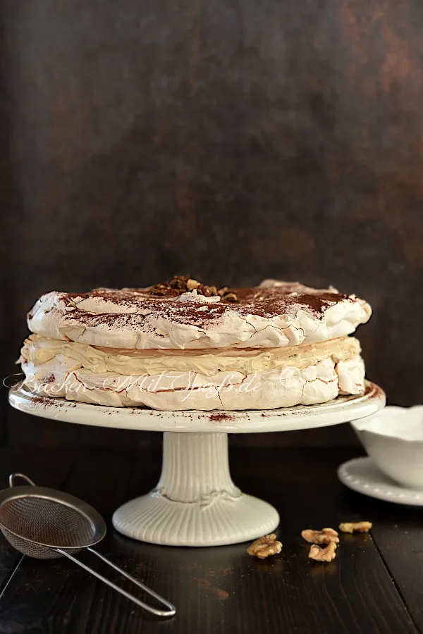 Dacquoise-Baiser-Torte