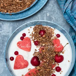 Knuspermüsli aus verschiedenen Flocken