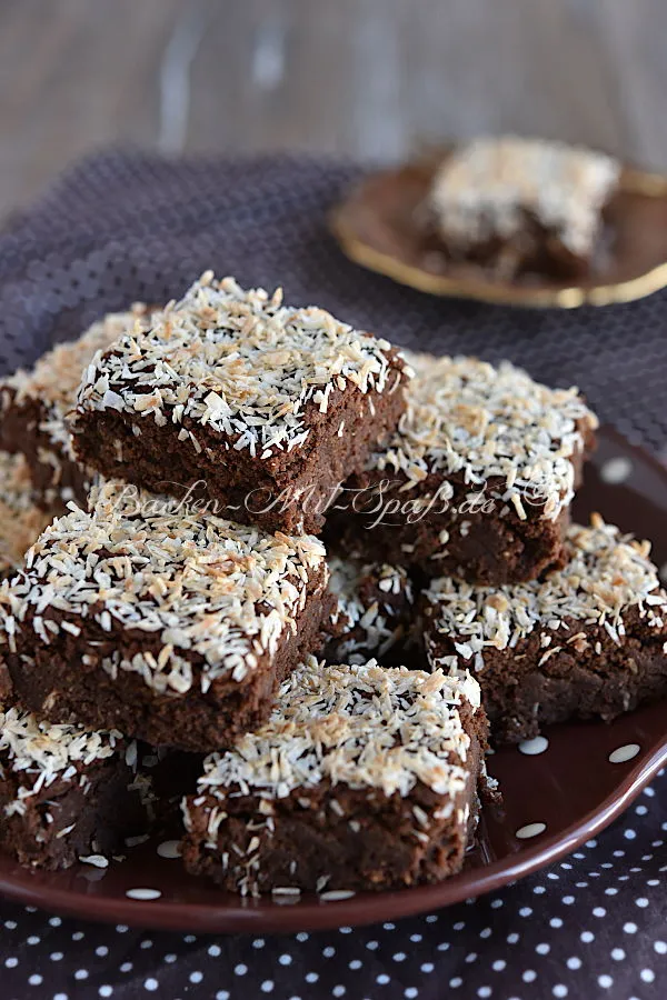 Kokos-Brownies (gluten-, laktose- und eifrei)