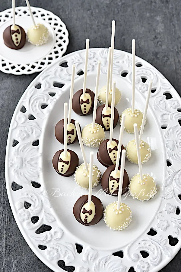 Brautpaar-Cake-Pops