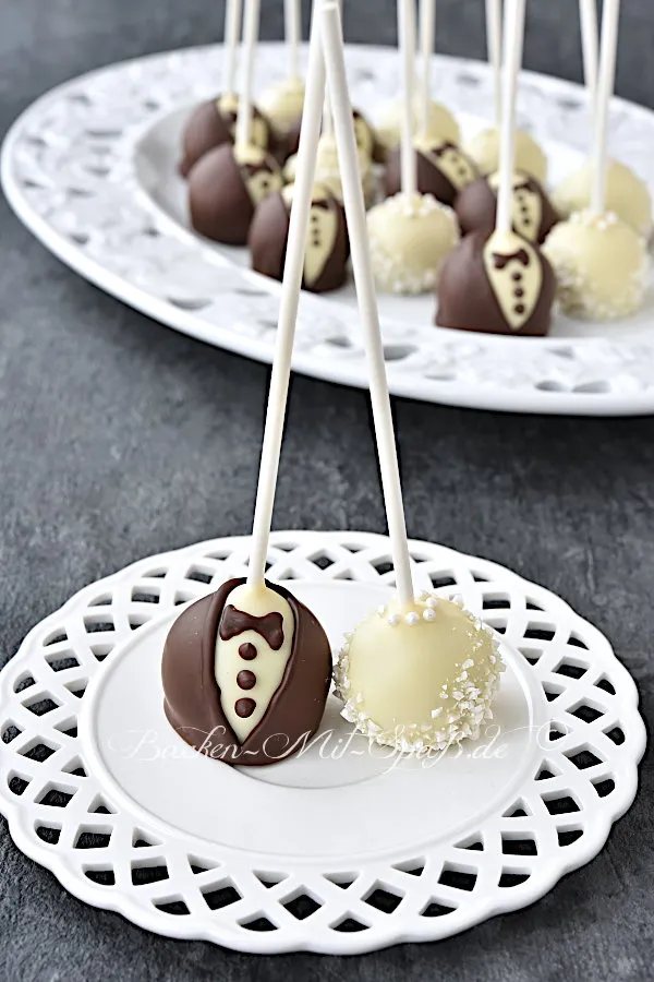 Brautpaar-Cake-Pops