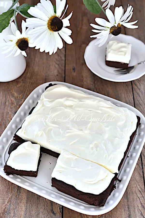 Brownies mit Mascarpone-Creme (low carb, keto)