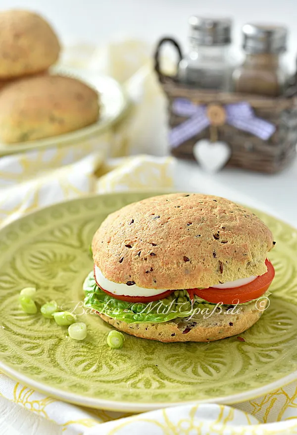 Brötchen mit Eiweißpulver (Low Carb, Keto)