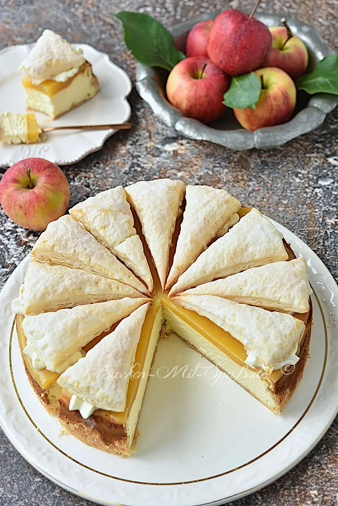 Apfel-Käsekuchen mit Blätterteig