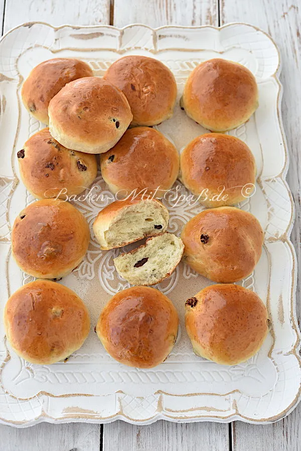 Rosinenbrötchen