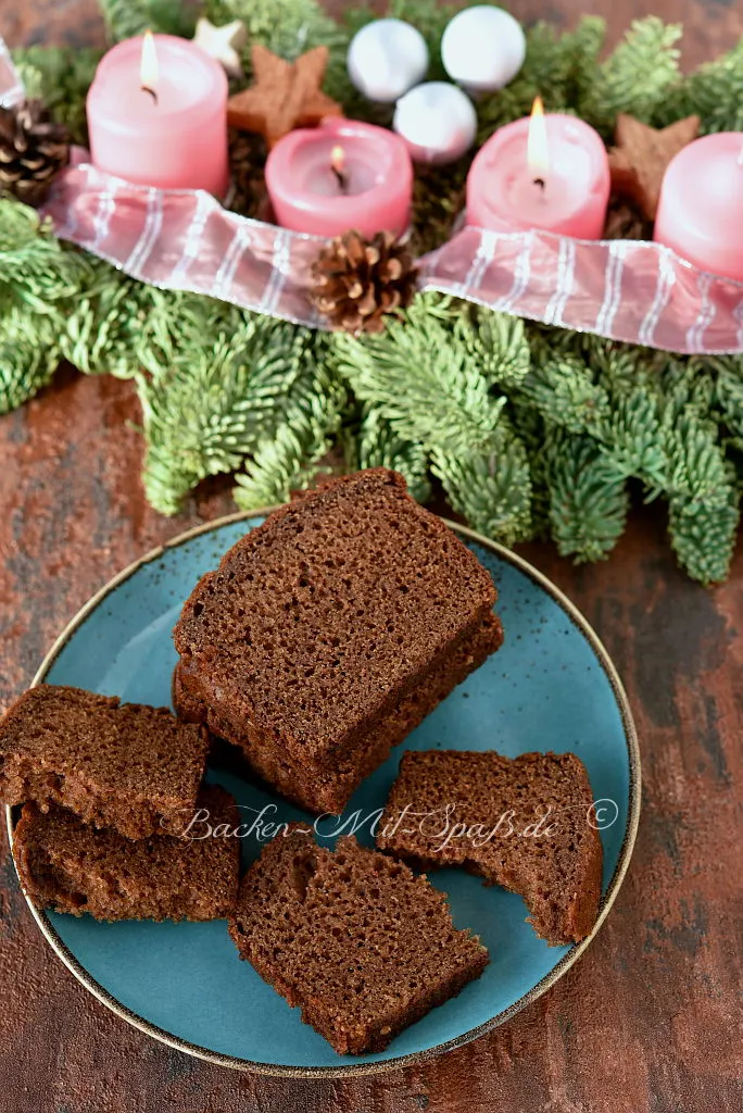 Klebriger Honigkuchen