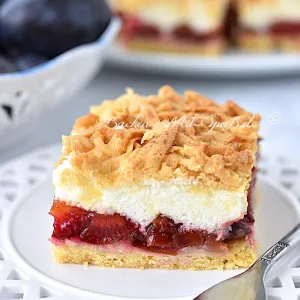 Zwetschgenkuchen mit Baiser und Streusel