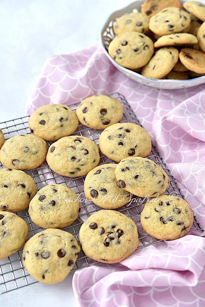 American Chocolate Chip Cookies