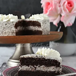 Keto Torte im Oreo-Style