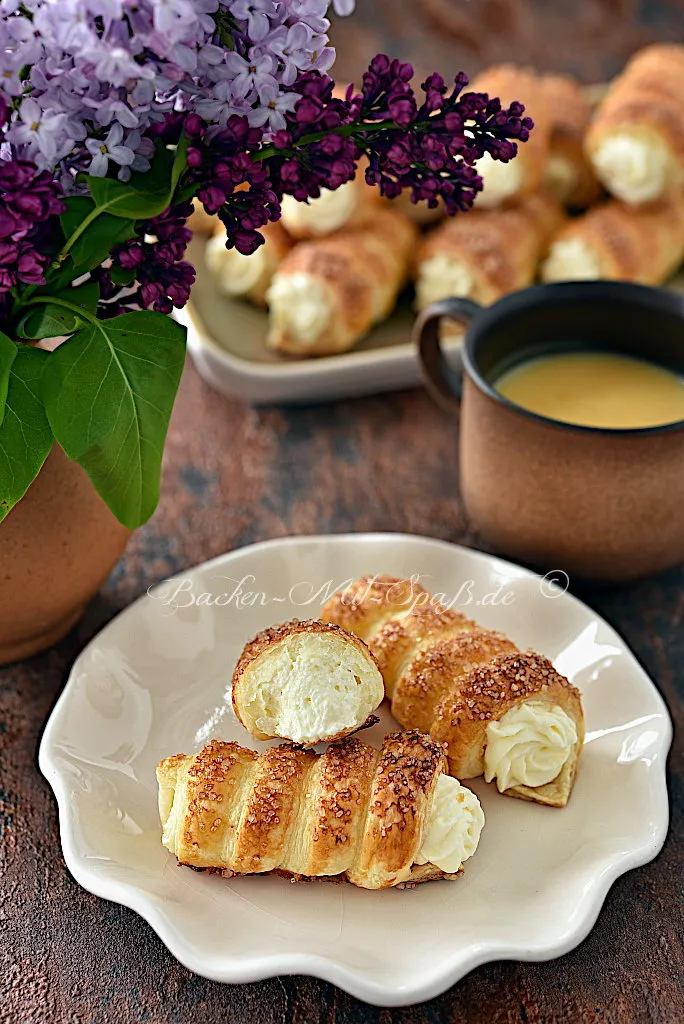 Schaumrollen mit Mascarpone-Creme