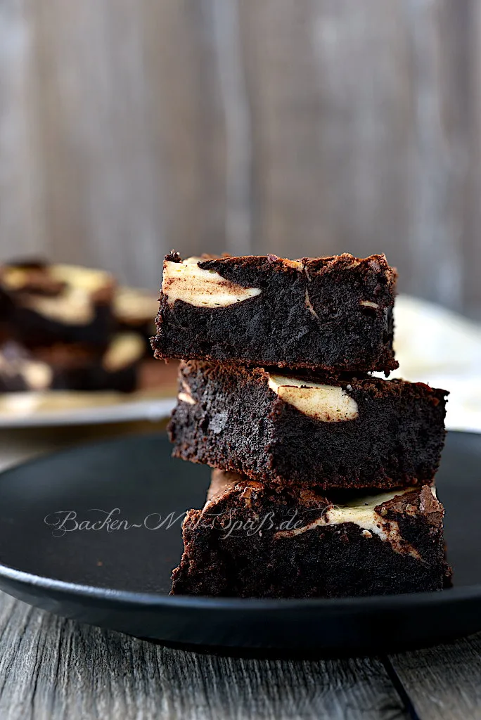 Käsekuchen-Brownies (glutenfrei)