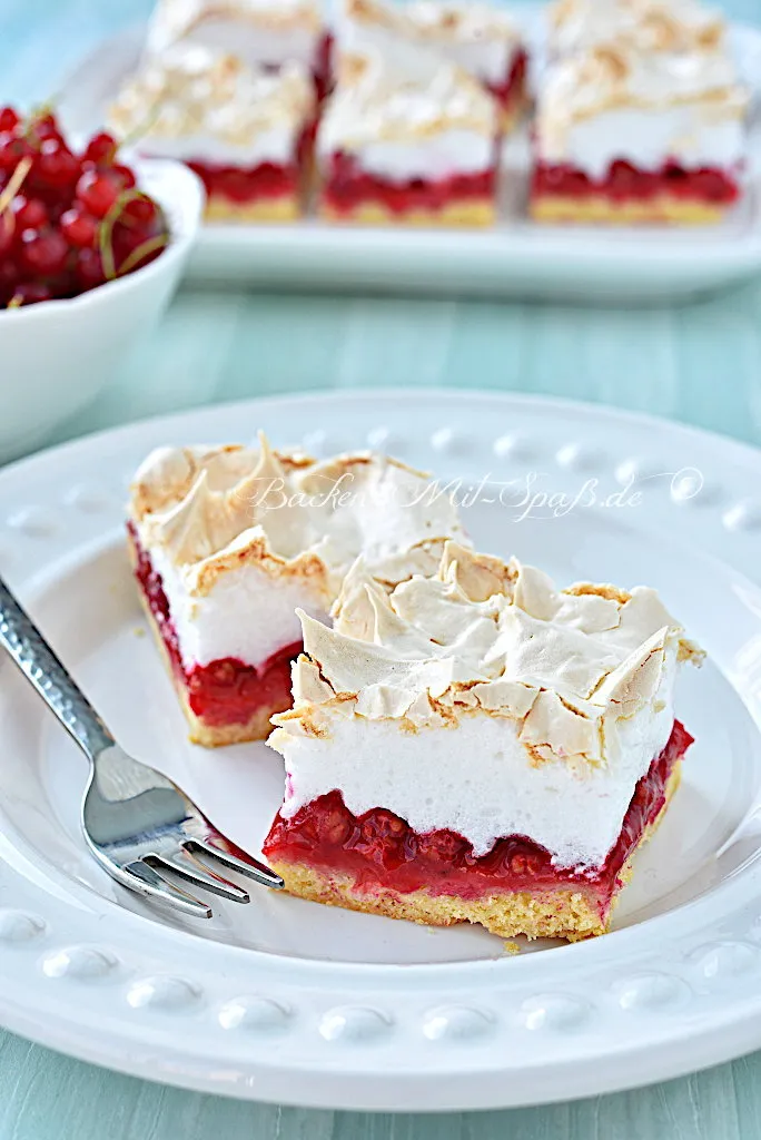 Johannisbeerkuchen mit Baiser Johannisbeerkuchen mit Baiser
