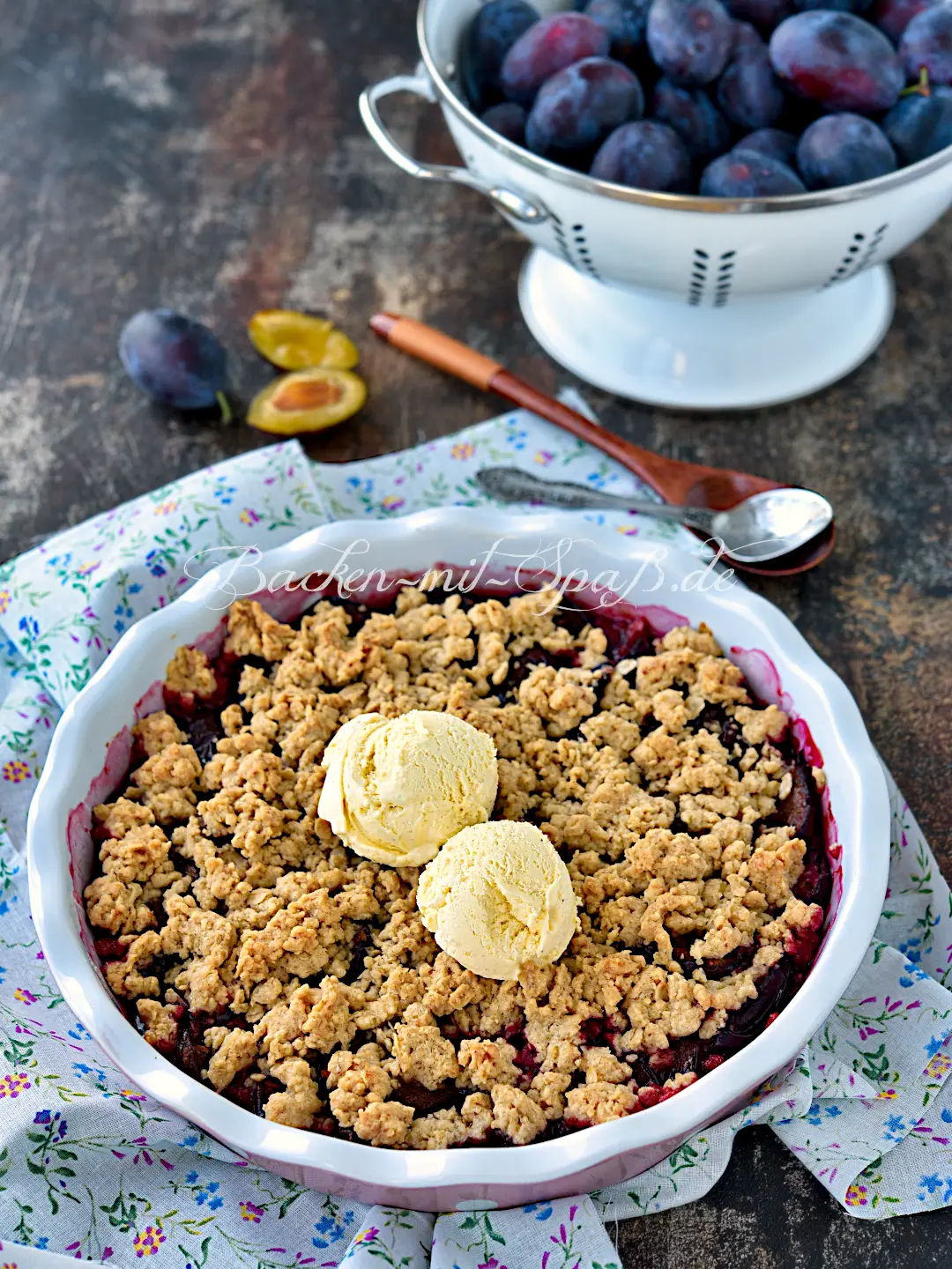 Pflaumen-Crumble Pflaumen-Crumble