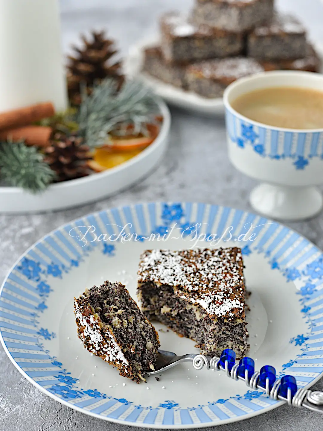 Low-Carb Apfel-Mohnkuchen (glutenfrei)