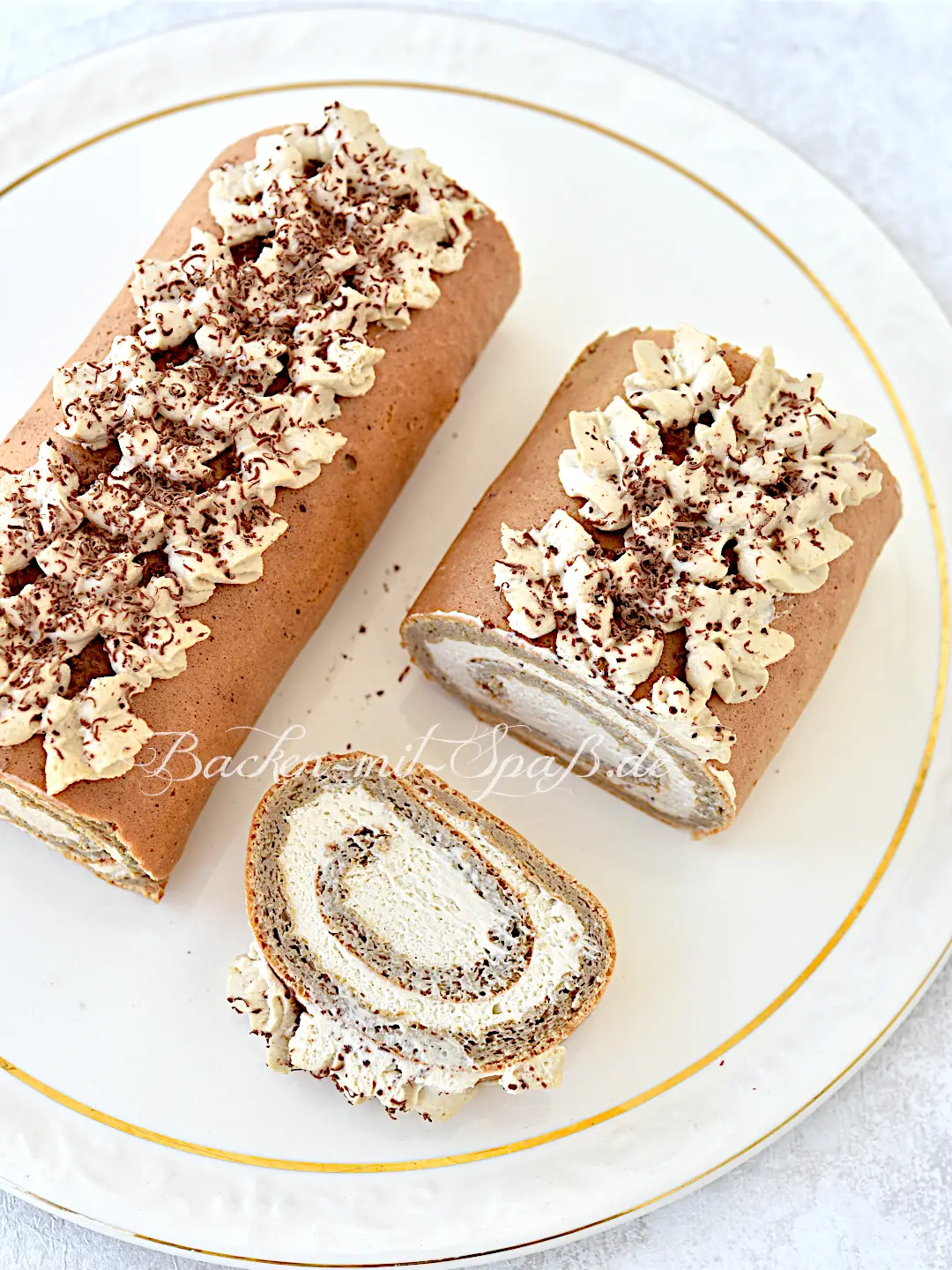 Kaffee-Mascarpone-Rolle ohne Mehl und Zucker (Low Carb, Keto)