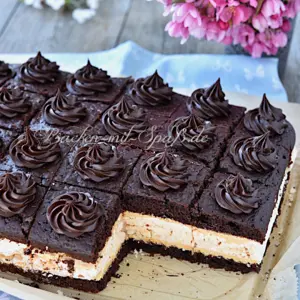 Schoko-Baiser-Kuchen mit Karamellcreme