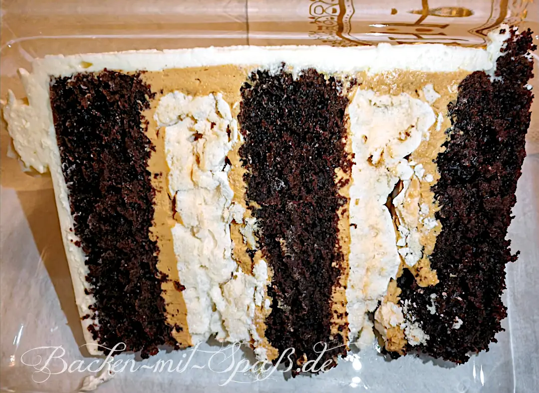 Schoko-Baiser-Kommunionstorte mit Karamellcreme