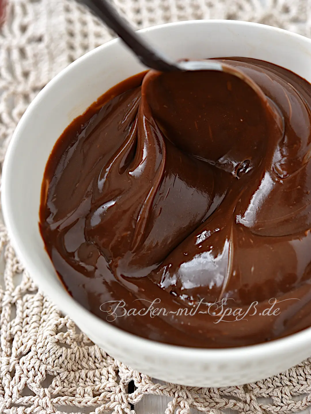 Ganache zum Einstreichen von Torten