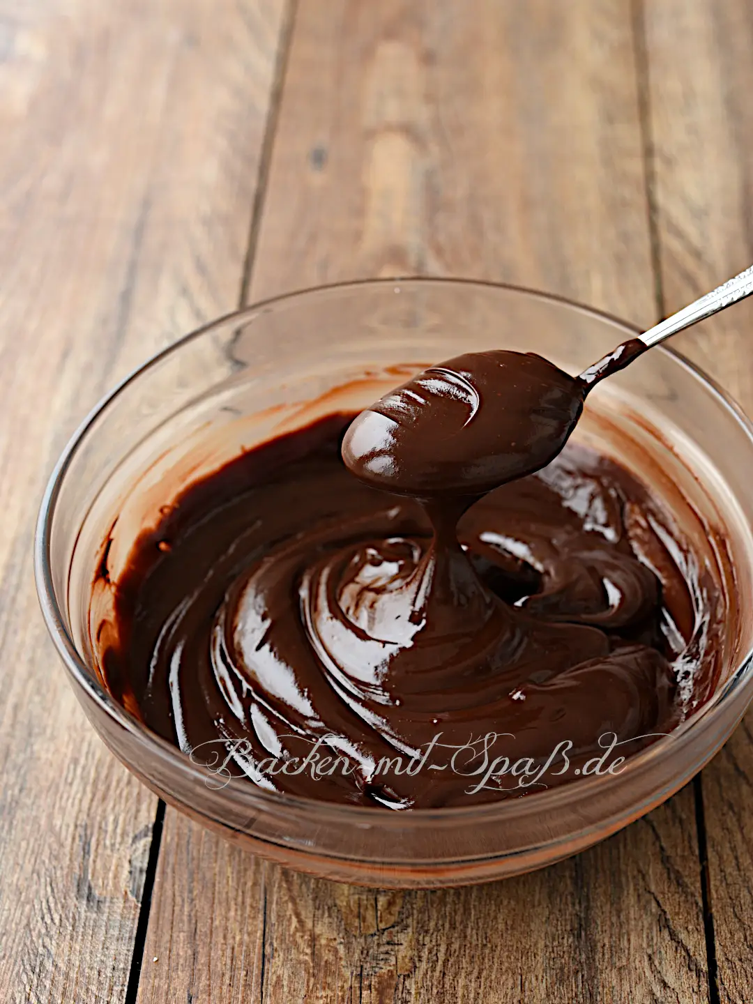 Ganache zum Einstreichen von Torten