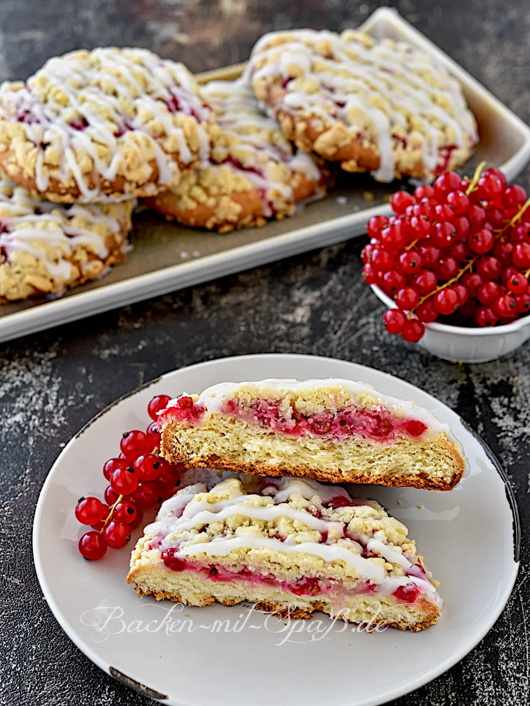 Johannisbeertaler mit Streuseln