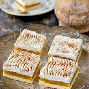 Apfel-Pudding-Schnitten