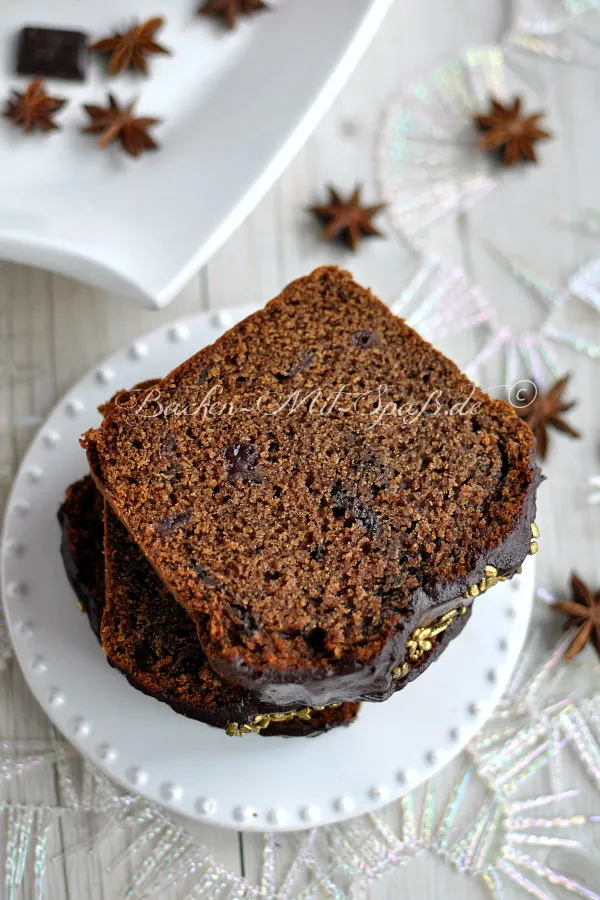 Saftiger Gewürzkuchen