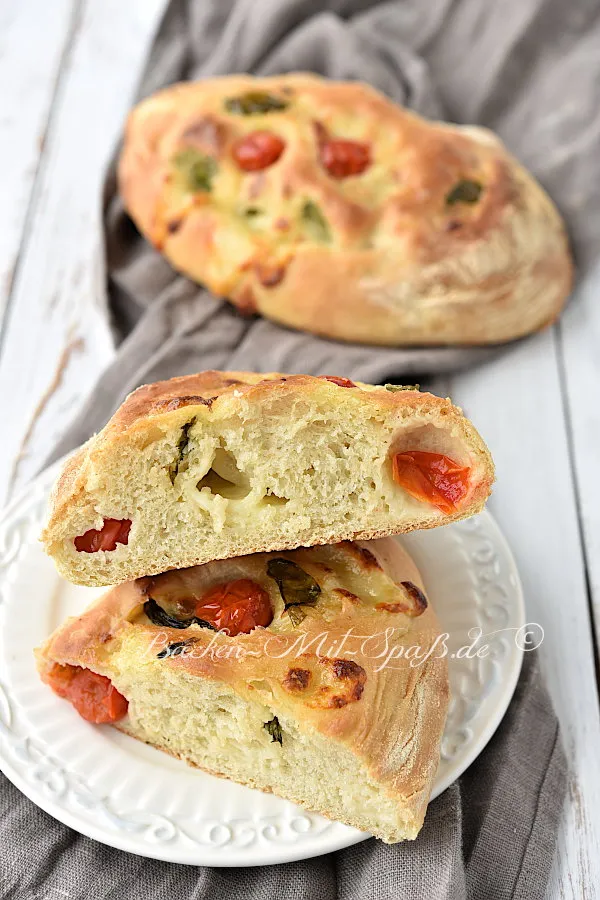 Brottaschen mit mediterraner Füllung