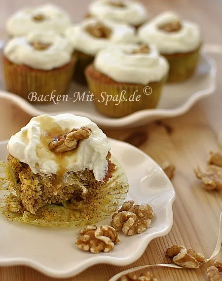 Polenta-Birnen-Cupcakes