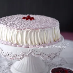 Kirsch- Mascarpone- Torte