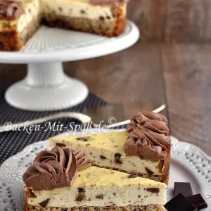 Käsekuchen mit Nuss- Schokoboden