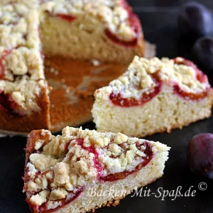 Buttermilchkuchen mit Zwetschgen