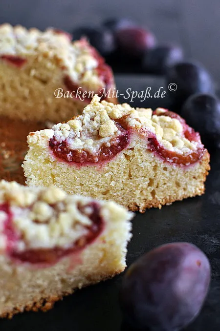 Buttermilchkuchen mit Zwetschgen