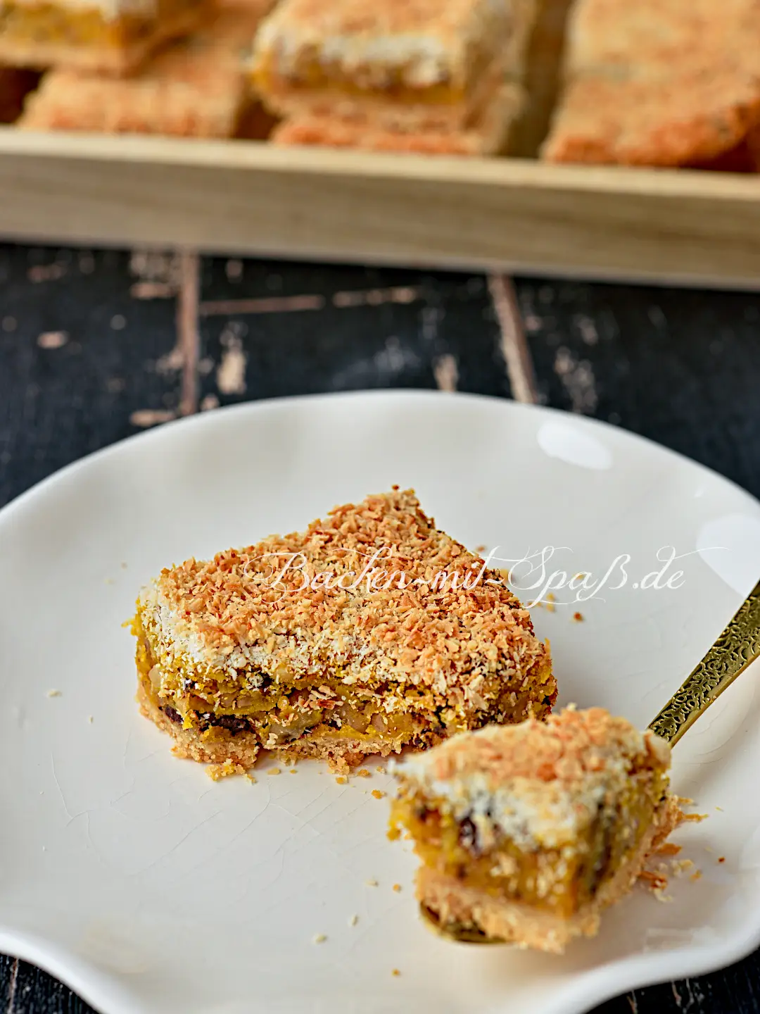 Kürbis-Apfel-Schnitten mit Kokosraspeln Kürbis-Apfel-Schnitten mit Kokosraspeln