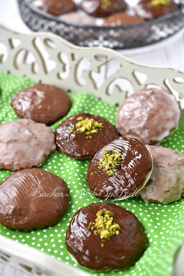 Oblaten-Lebkuchen mit Mehl