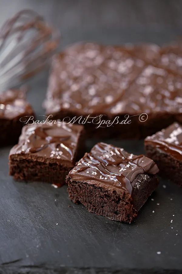 Fudge- Brownies mit Salzflocken