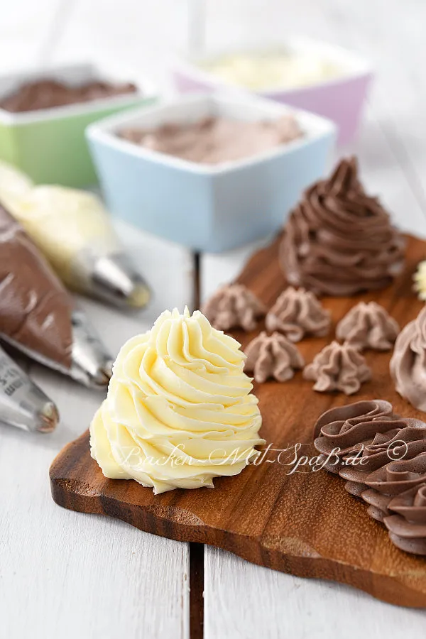 Swiss Meringue Buttercreme